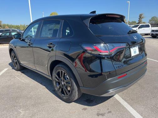 2026 Honda HR-V 2WD Sport