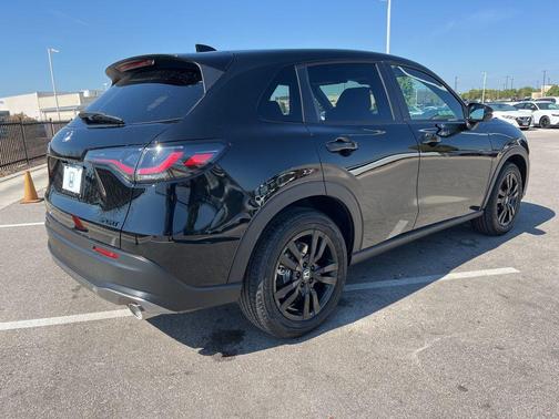 2026 Honda HR-V 2WD Sport