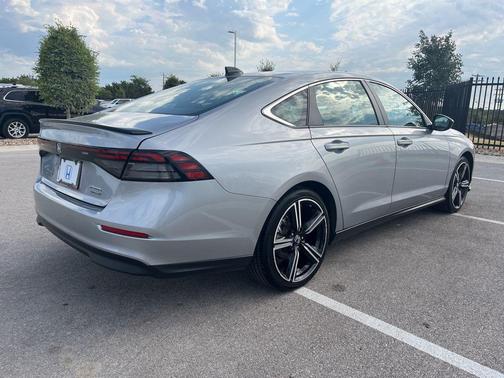 2023 Honda Accord Hybrid Base