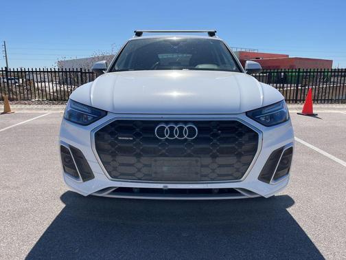 2023 Audi Q5 45 S line Premium