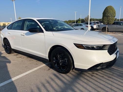 2025 Honda Accord Sport SE 1.5T