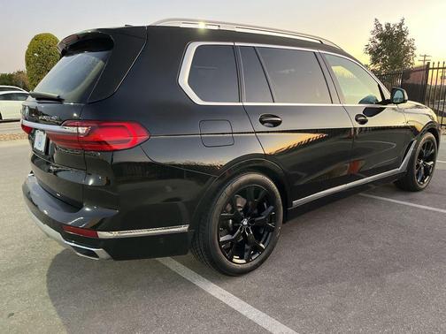 2022 BMW X7 xDrive40i