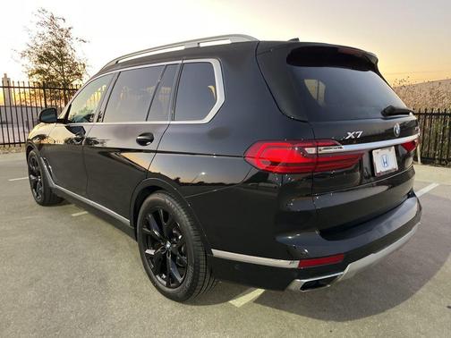 2022 BMW X7 xDrive40i