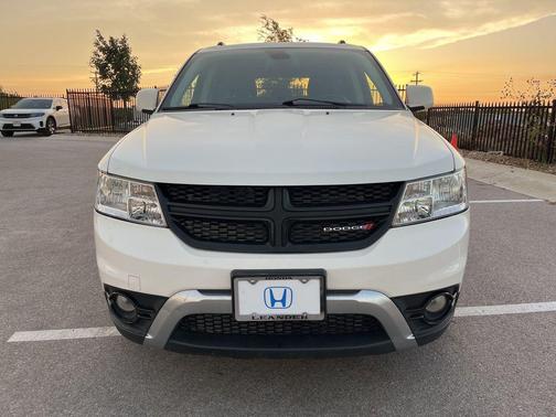 2020 Dodge Journey Crossroad