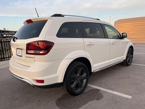 2020 Dodge Journey Crossroad