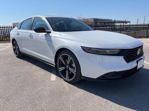 2025 Honda Accord Hybrid Base