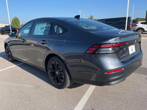 2025 Honda Accord Sport SE 1.5T