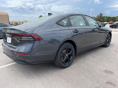 2025 Honda Accord Sport SE 1.5T