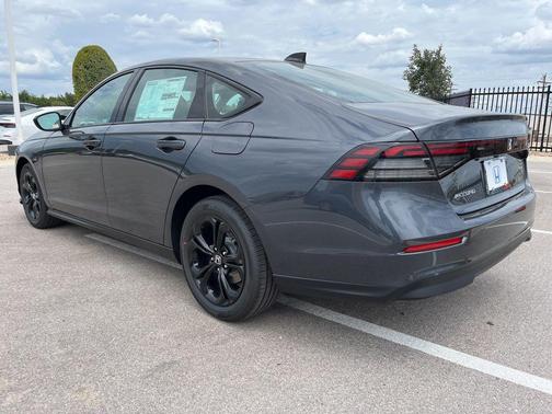 2025 Honda Accord Sport SE 1.5T