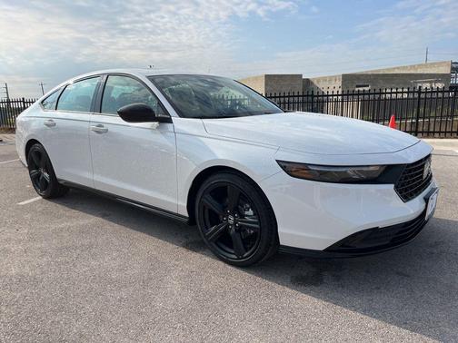 2025 Honda Accord Hybrid Base