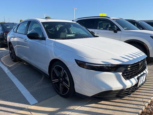 2025 Honda Accord Hybrid Base