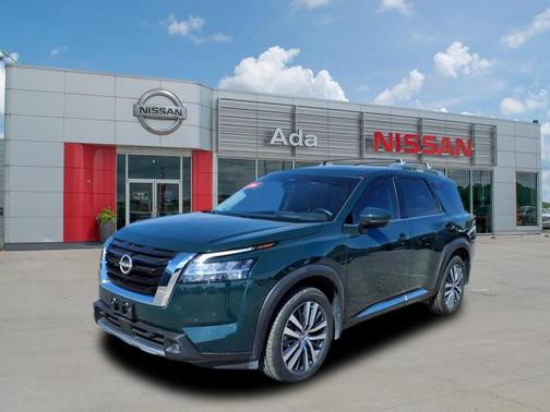 2022 Nissan Pathfinder Platinum
