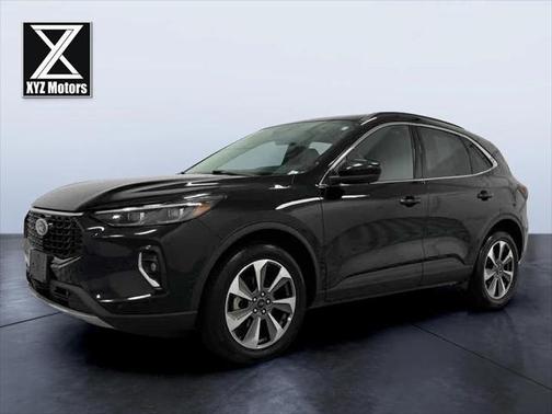 2023 Ford Escape Platinum