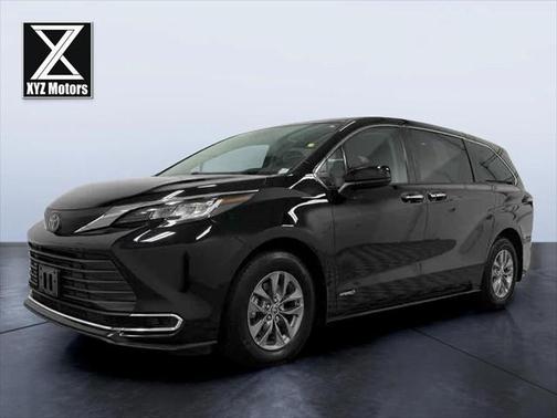 2021 Toyota Sienna XLE 7 Passenger