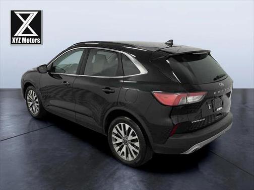 2022 Ford Escape Titanium