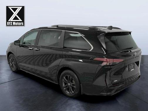 2024 Toyota Sienna XSE 7 Passenger