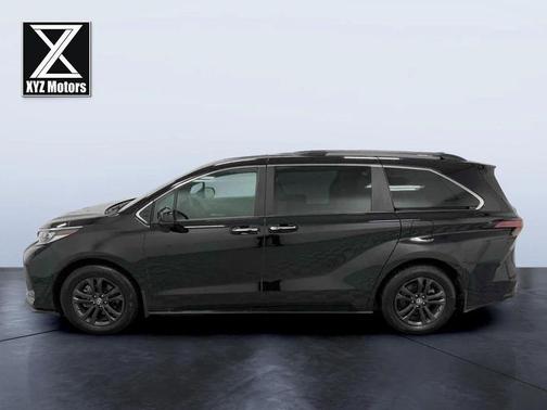 2024 Toyota Sienna XSE 7 Passenger