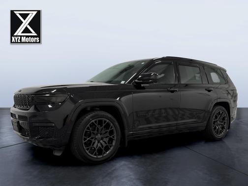 Diamond Black Crystal Pearlcoat 2023 Jeep Grand Cherokee L Summit Reserve