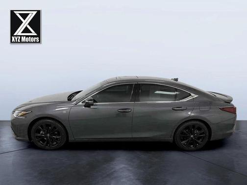 2023 Lexus ES 300h F SPORT Handling