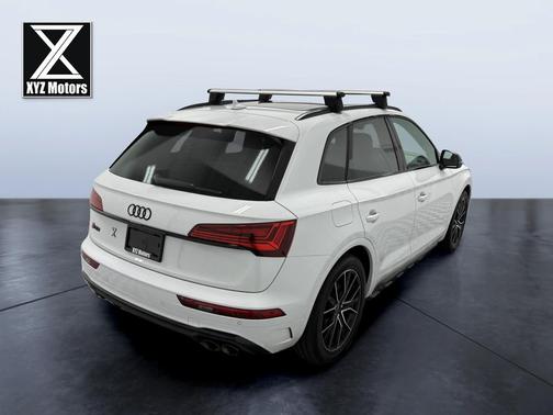 Glacier White Metallic 2023 Audi SQ5 3.0T Premium Plus