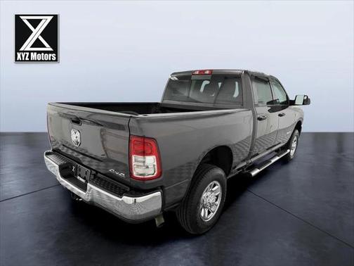 2021 RAM 2500 Tradesman Crew Cab 4x4 6'4' Box