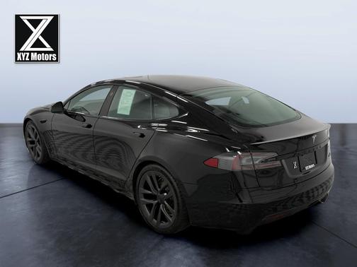 Solid Black 2021 Tesla Model S Plaid