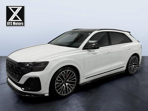 Glacier White Metallic 2024 Audi SQ8 4.0T Prestige