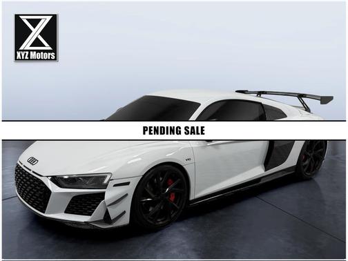 Suzuka Gray Metallic 2021 Audi R8 V10 RWD S tronic