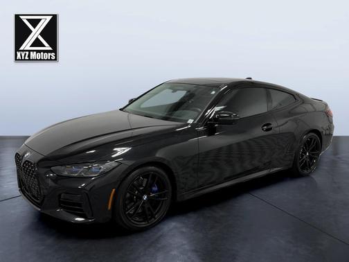 Black Sapphire Metallic 2022 BMW M440 i xDrive