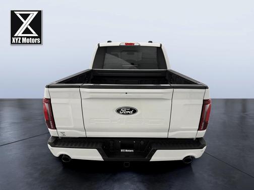 Star White Metallic Tri-Coat 2024 Ford F-150 Lariat
