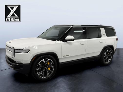 Glacier White 2023 Rivian R1S Launch Edition