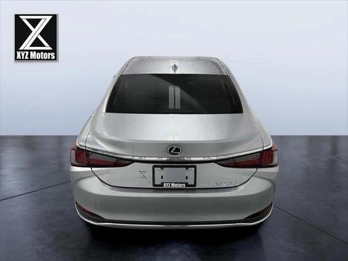 2022 Lexus ES 250 Base