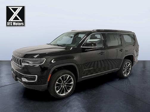 Diamond Black Crystal Pearl 2022 Jeep Wagoneer Series III
