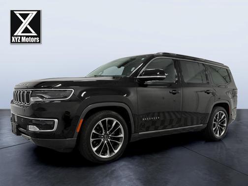 Diamond Black Crystal Pearl 2022 Jeep Wagoneer Series III