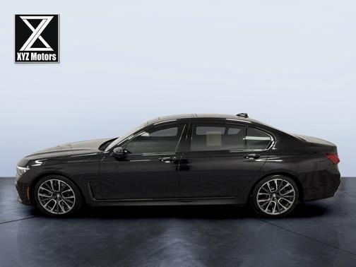 Black Sapphire Metallic 2022 BMW 750 i xDrive