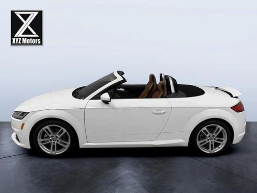 2022 Audi TT 45 TFSI quattro S tronic