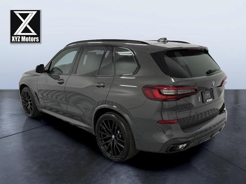 Gray 2022 BMW X5 xDrive40i