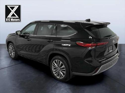 2021 Toyota Highlander Platinum