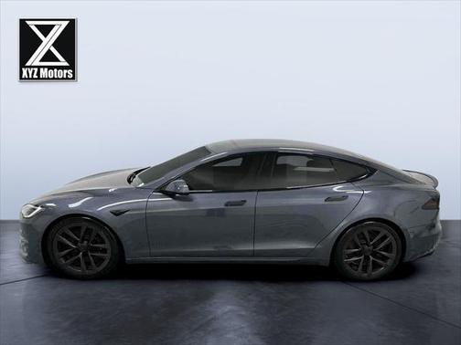 2022 Tesla Model S Plaid