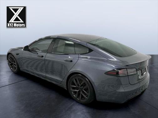 2022 Tesla Model S Plaid
