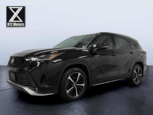 2022 Toyota Highlander XSE