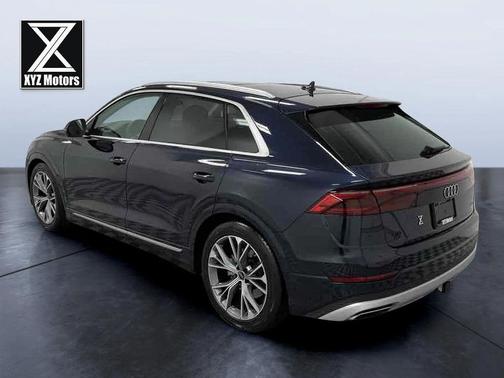 2025 Audi Q8 55 Prestige