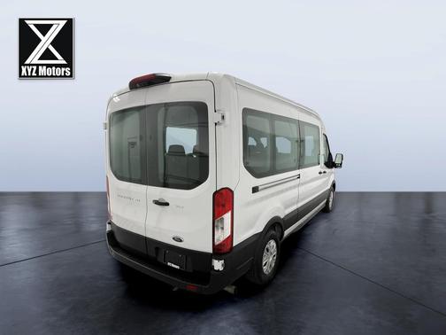 2022 Ford Transit-350 XLT