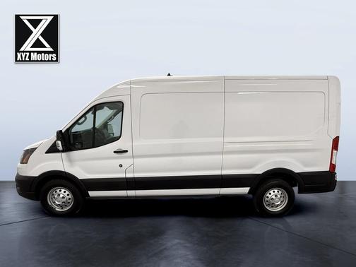 Oxford White 2023 Ford Transit-250 Base