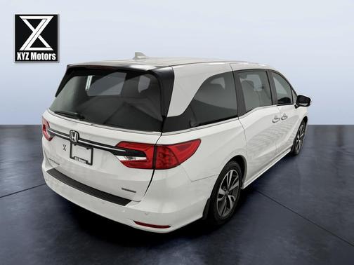 Platinum White Pearl 2024 Honda Odyssey Touring
