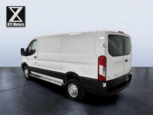 Oxford White 2024 Ford Transit-250 Base