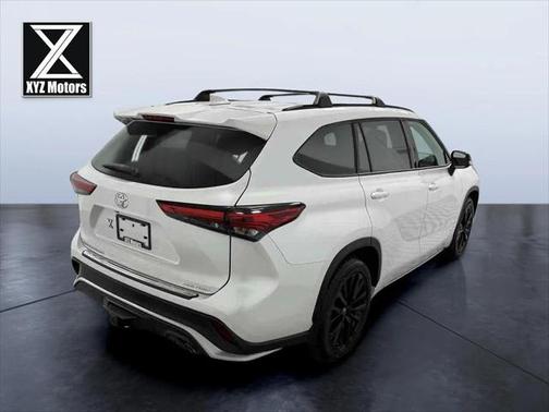 2023 Toyota Highlander XSE