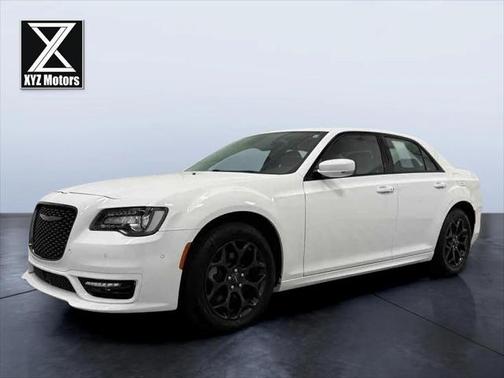 2022 Chrysler 300 Touring