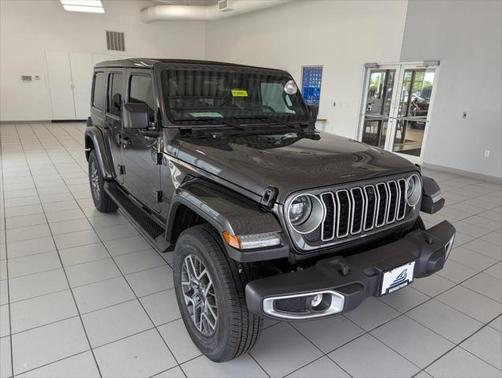 2025 Jeep Wrangler 4-Door Sahara 4x4