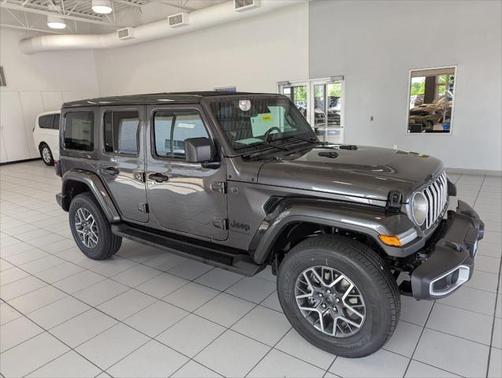 2025 Jeep Wrangler 4-Door Sahara 4x4